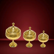 Shiny Brass Sugar Pot
Porcelain Gold Lid Brass Sugar Pot
Home Decor Showpiece
