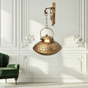 Traditional Bakhoor Burner
Arabic Incense Burner
Metal Mabkhara
Iron Oud Burner