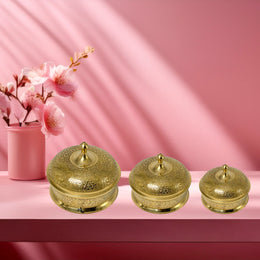 Gold Finish Brass Sugar Bowl
Round Brass Sugar Pot with Lid
Solid Brass Sugar Bowl Handcrafted
Indian Brass Sugar Container
Luxury Brass Sugar Dish for Tableware
Traditional Brass Sugar Bowl with Lid