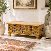 Antique Design Wooden Box,Wooden Trunk Box for Home Decor,TraditionalWooden Storage Box UAE,Vintage Look Wooden Trunk,Antique solid wood hand made trunk box,