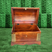 Solid wood storage trunk
Sheesham wood storage chest
Mango wood storage box