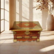  wooden sandooq with brass work Dubai, antique wooden storage box Dubai, vintage wooden box Sharjah, 
